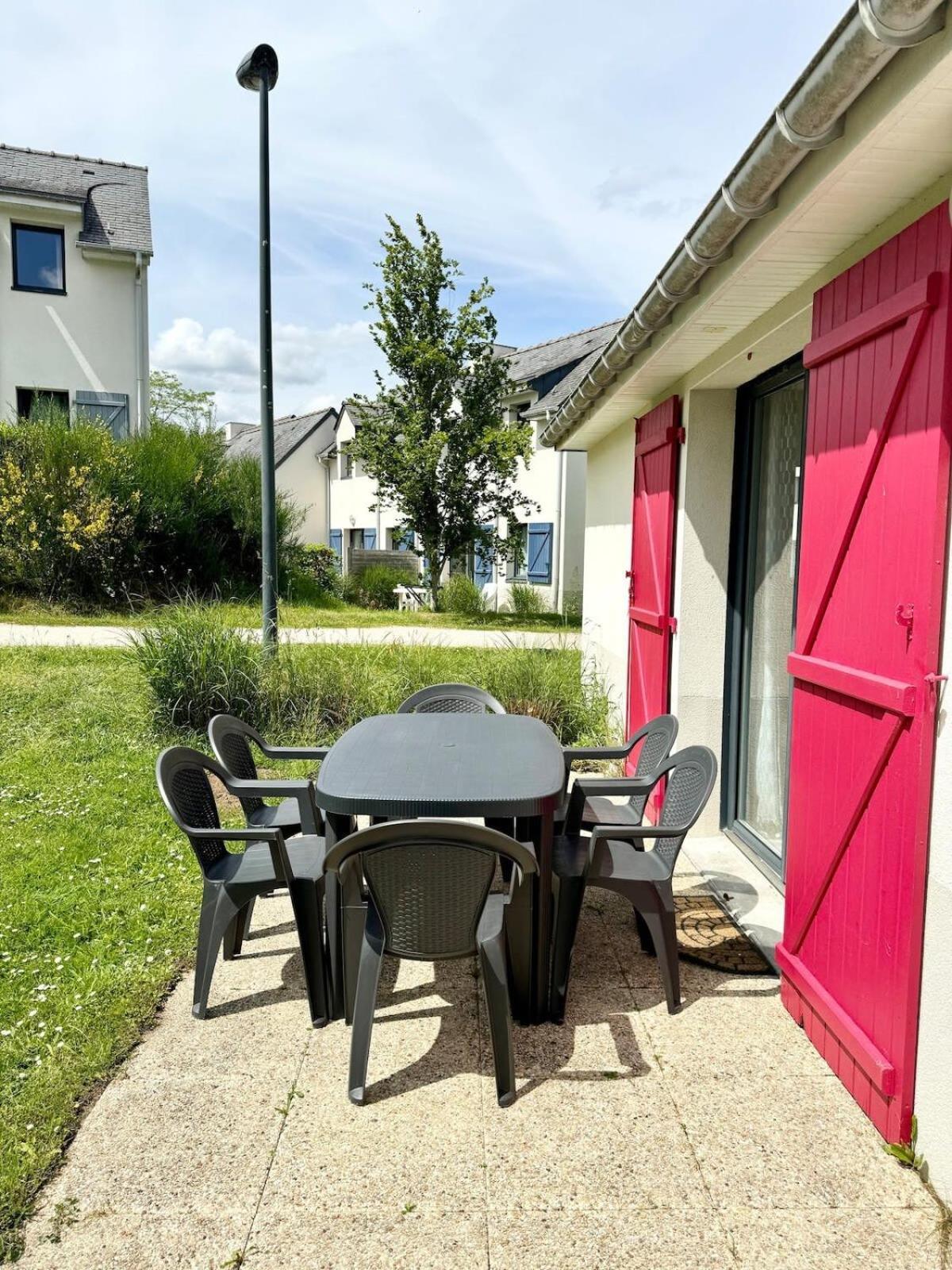 Maisonnette Tout Confort - Golf - Piscine Quéven エクステリア 写真